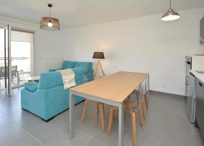 Gorgeous In Apartament *